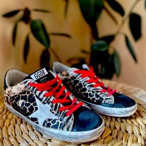 Golden Goose Deluxe Brand Superstars size 37